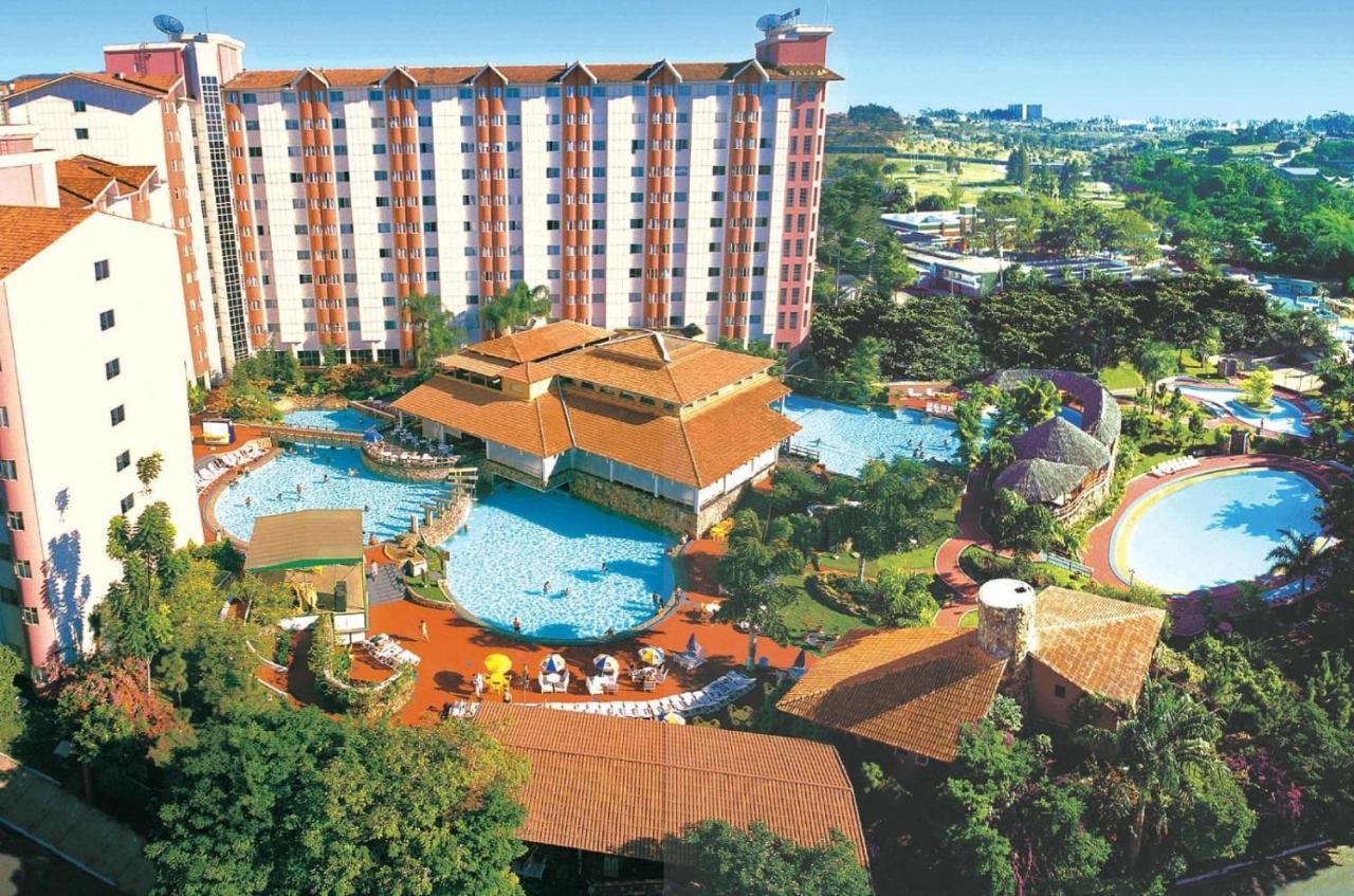Appartamento Apartamento Luxo Hot Springs Caldas Novas Tay Esterno foto