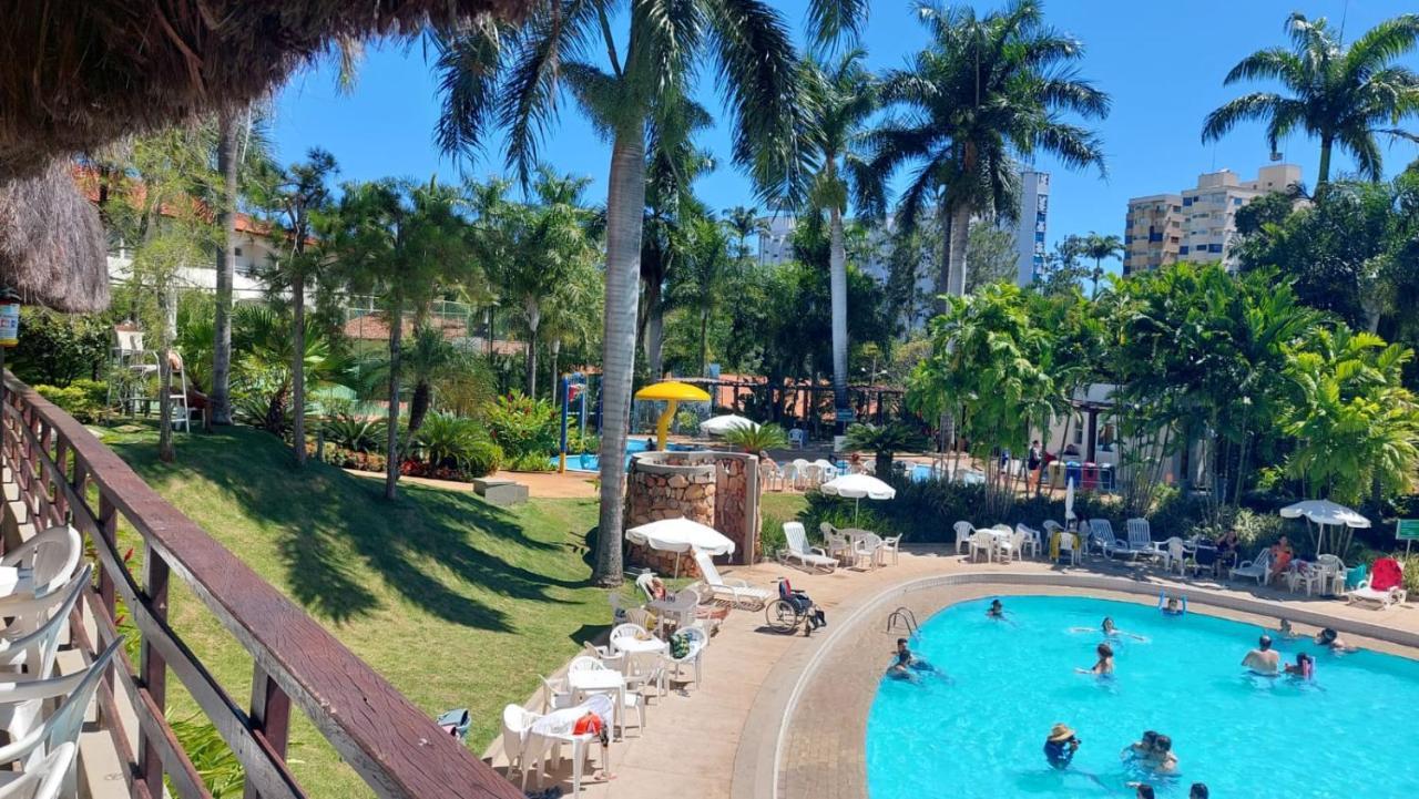 Appartamento Apartamento Luxo Hot Springs Caldas Novas Tay Esterno foto