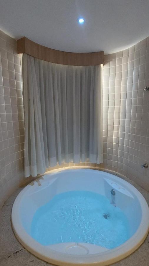 Appartamento Apartamento Luxo Hot Springs Caldas Novas Tay Esterno foto